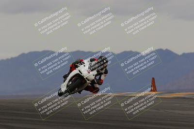 media/Jan-15-2023-SoCal Trackdays (Sun) [[c1237a034a]]/Turn 9 (2pm)/